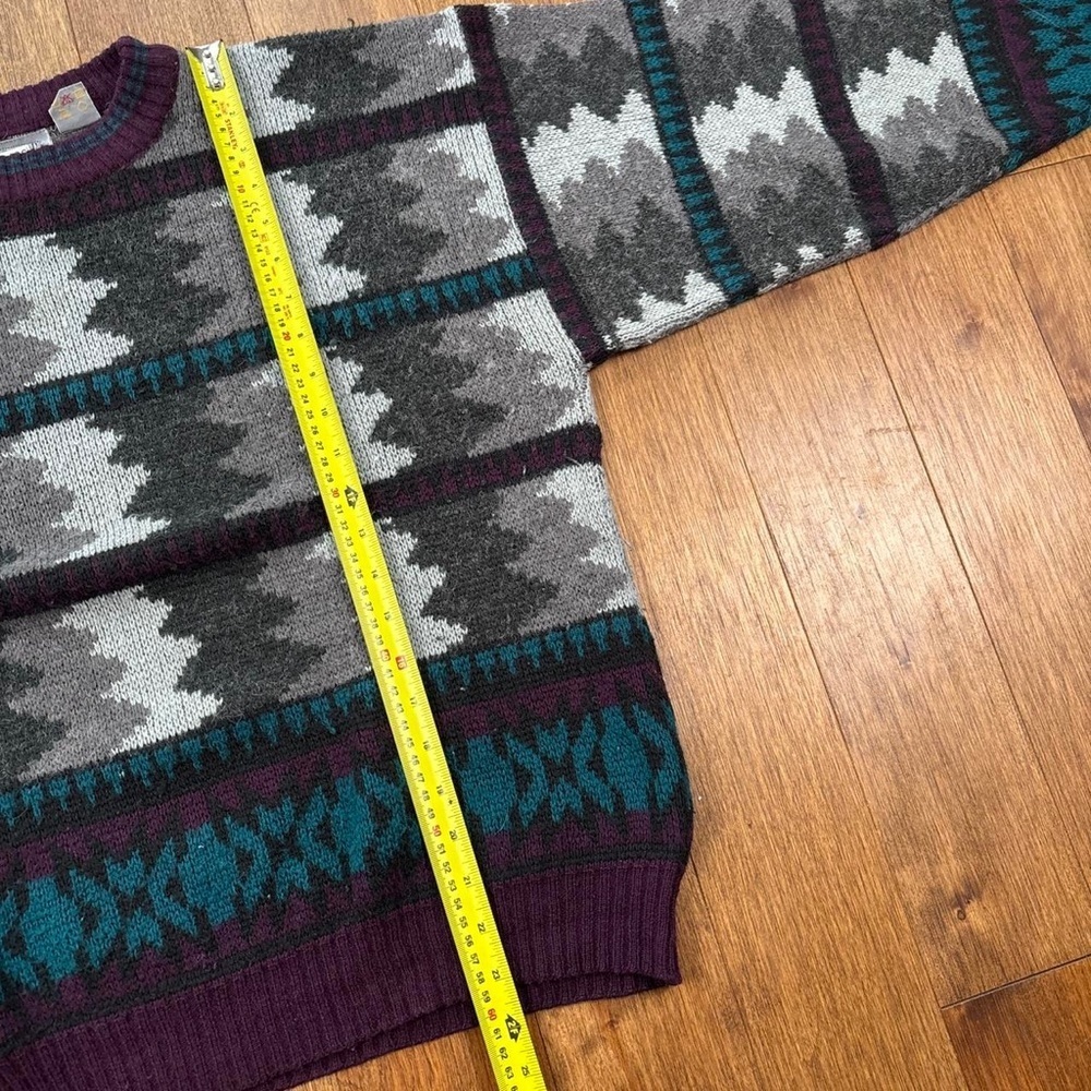 Men’s Vintage 90s geometric pattern retro knit sweater - Picture 5 of 5